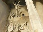 Sculptures sur le porche arrire de la Basilique